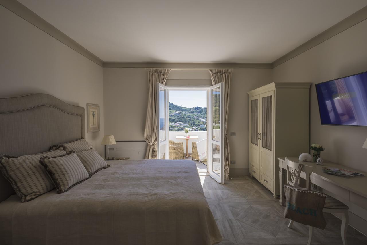 Maridea Casa Vacanza- Le Alcove Sul Mare Suites Ponza Exterior photo